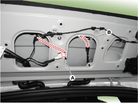 Kia Ceed - Hinterer Spoiler / Reparaturverfahren - Karosserieseitenleiste